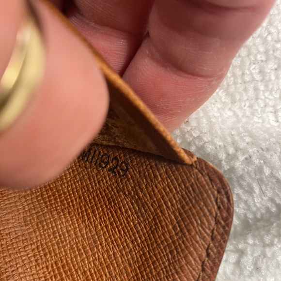 Louis Vuitton Compact Zippy wallet - Picture 10 of 14